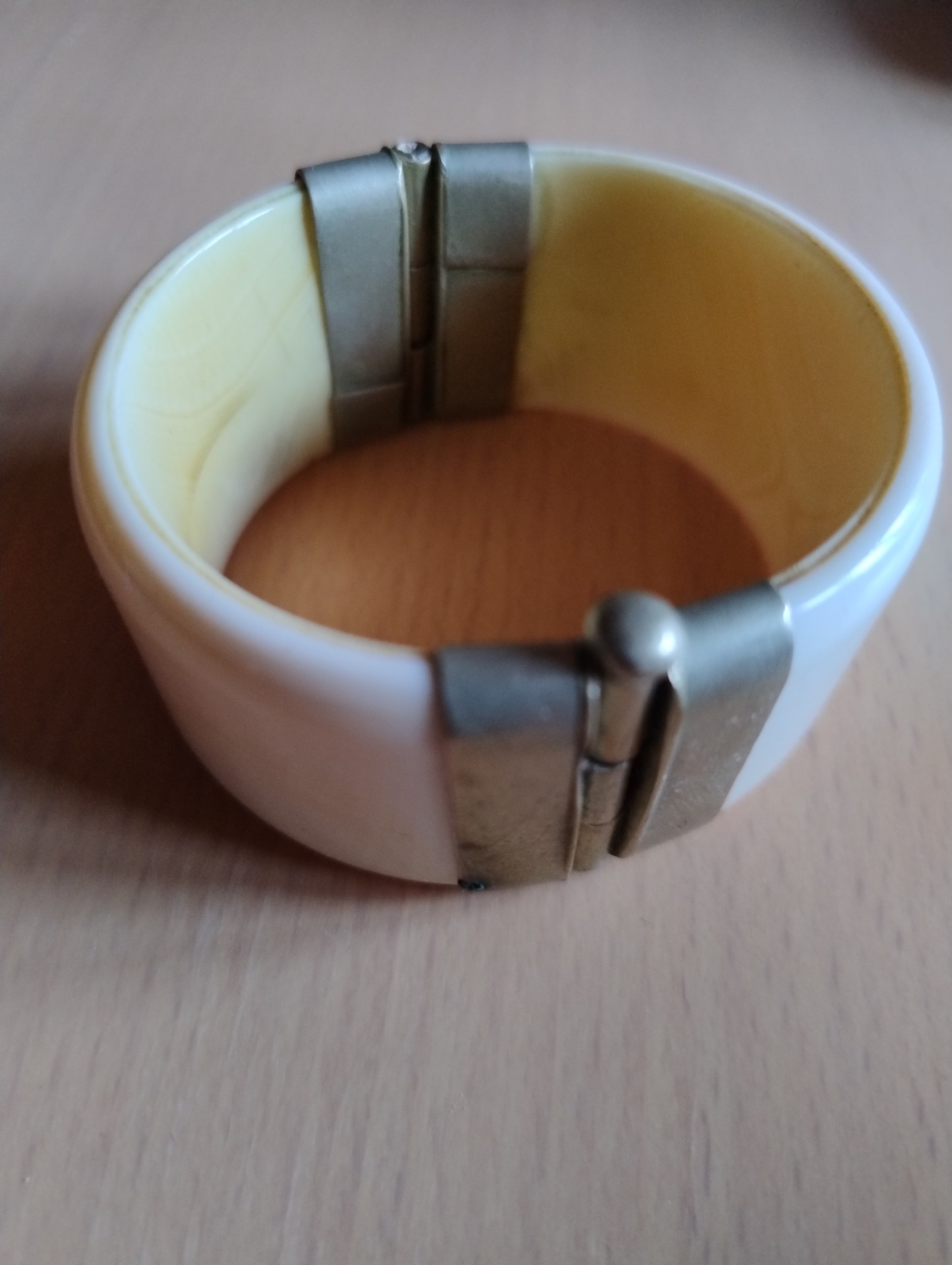 Antikt elfenben armbånd, brugt