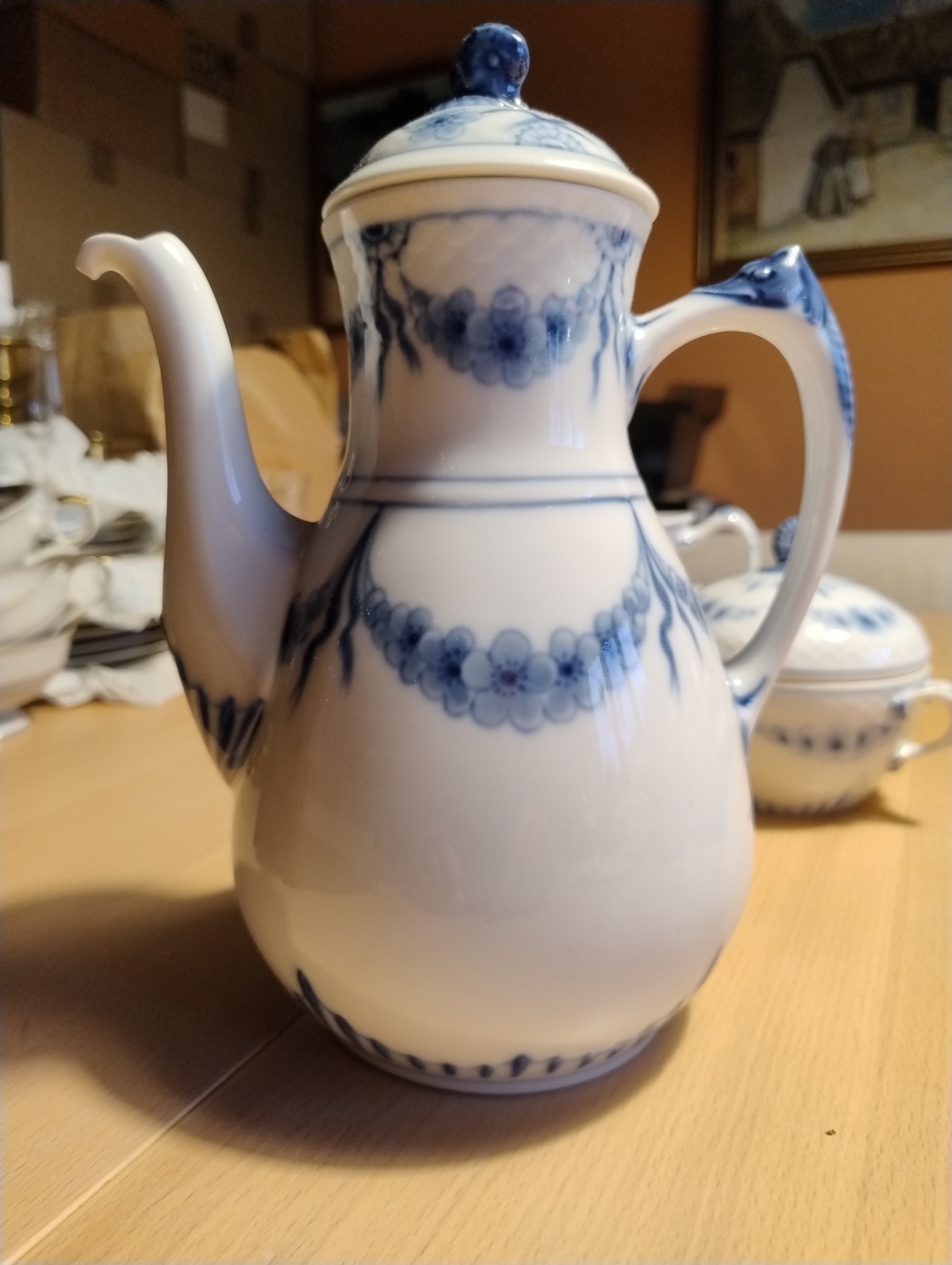 B&G Empire. Stor kaffekande, 24cm høj